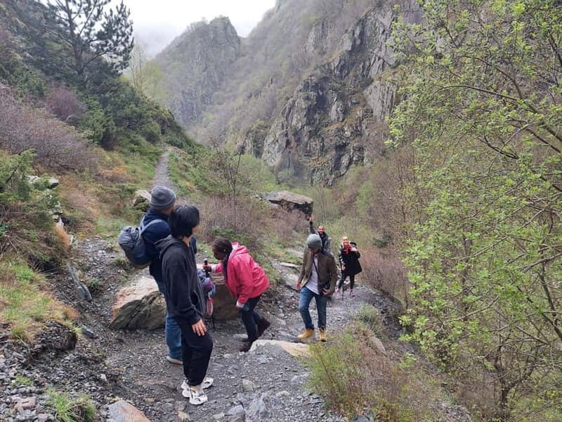 Kazbegi: Gveleti Waterfall Guided Hike - FAQs
