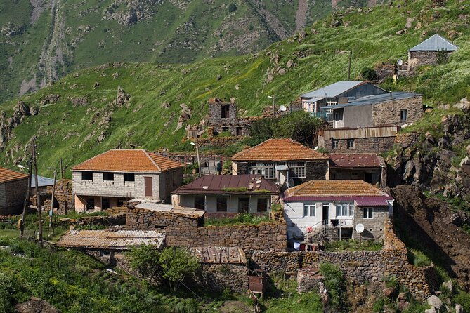 kazbegi-half-day-private-tour-to-dariali-gorge-waterfalls