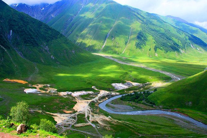 kazbegi-mountain-tour-military-way-many-new-locations-2