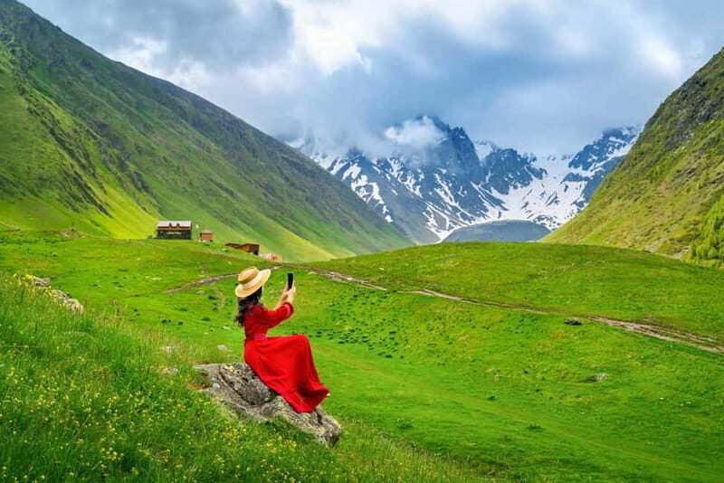 Kazbegi Peaks and Valleys: Private Sightseeing Tour - Practical Details and Considerations