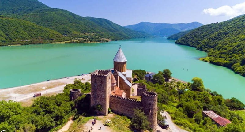 kazbegi Private tour from Tbilisi - Practical Aspects: Transportation, Timing, and Group Size  