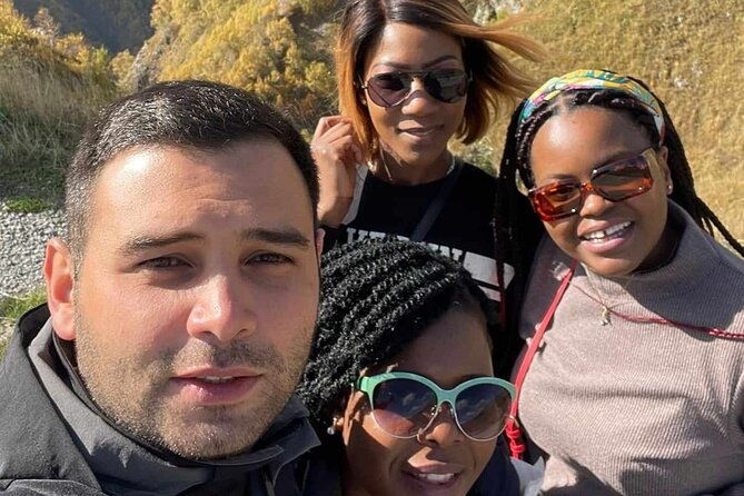 kazbegi-stepantsminda-and-gudauri-private-tour