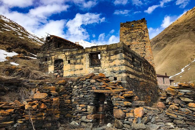 kazbegi-tour-from-tbilisi-2022-2