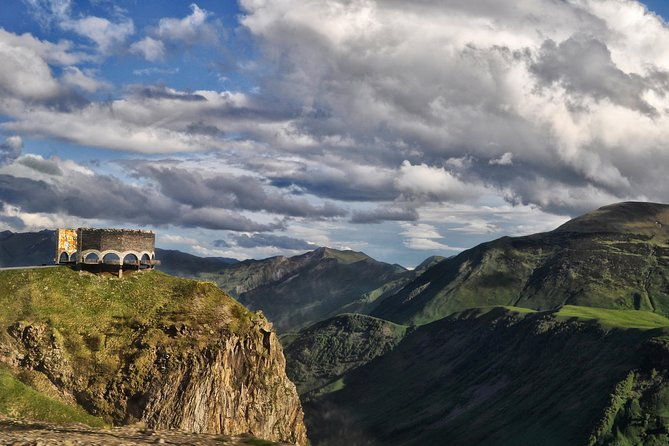 kazbegi-tour-group