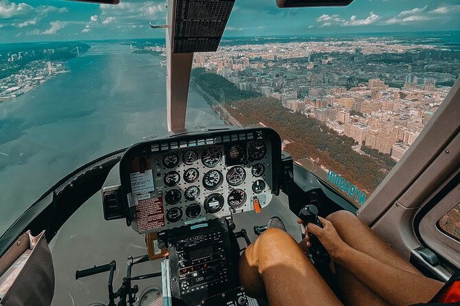 kearny-nj-ultimate-nyc-helicopter-tour-2