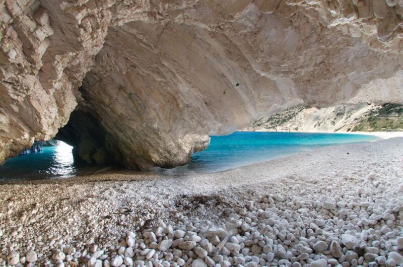 kefalonia-assos-fiscardo-myrtos-beach-swimming-tour