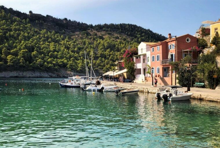 kefalonia-assos-fiscardo-myrtos-beach-swimming-tour