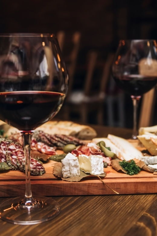 kefalonia-greek-wine-tasting-at-sclavos-winery-near-lixouri
