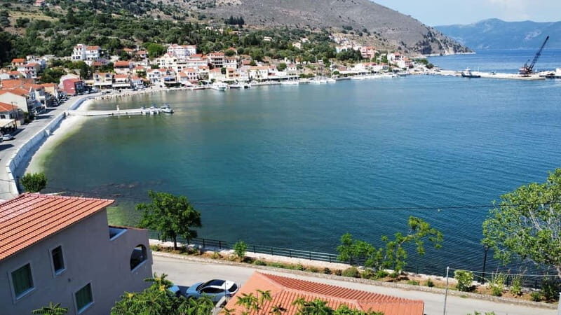 Kefalonia: HalfDay Private Tour Melissani, Drogarati, Myrtos - Antisamos Beach: Hollywood’s Favorite Hidden Gem