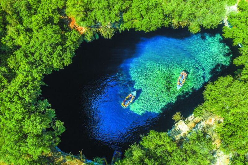 kefalonia-highlights-robola-winery-melissani-fiscardo