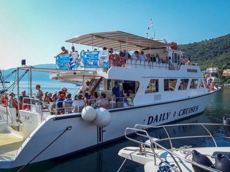 kefalonia-ithaca-cruise-from-agia-efimia-with-bus-transfer