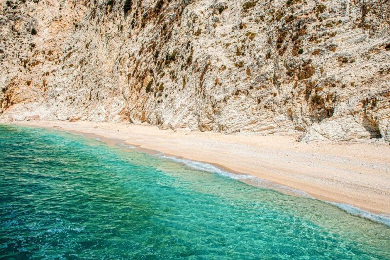 kefalonia-ithaca-cruise-from-poros-port-with-swim-stops