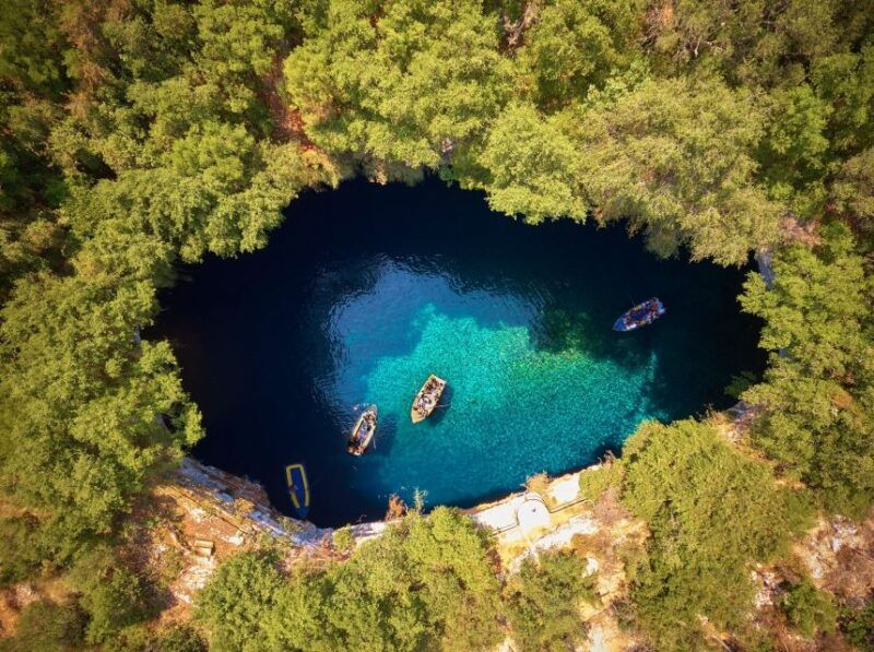 kefalonia-melissani-lake-and-antisamos-beach-private-tour