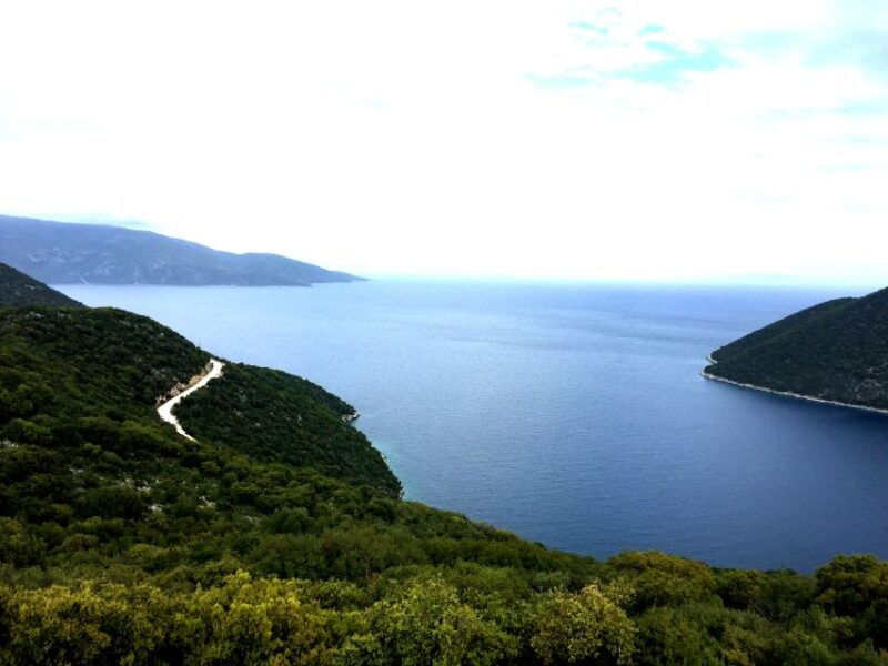kefalonia-melissani-lake-and-antisamos-beach-private-tour