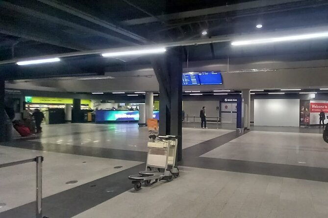 keflavik-international-airport-private-transfer-to-from-reykjavik