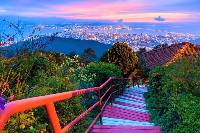 Kek Lok Si Temple and Penang Hill Guided Tour - A Comprehensive Look at the Kek Lok Si Temple and Penang Hill Guided Tour