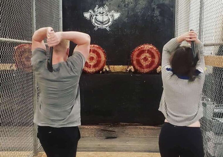 kelowna-e-bike-ride-and-axe-throwing-adventure