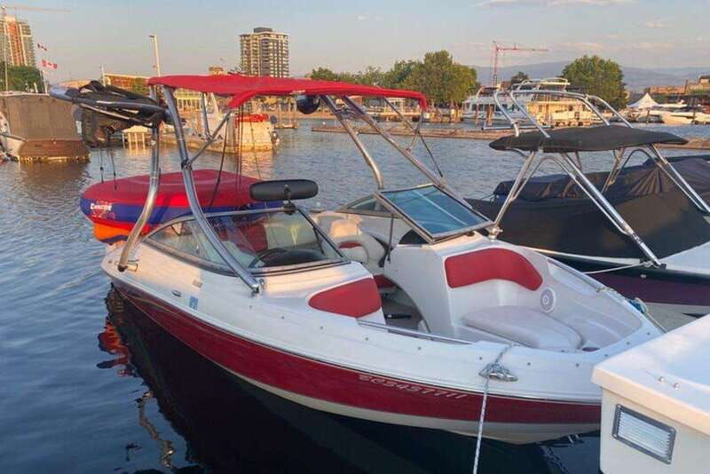 kelowna-tiki-party-yacht-rental