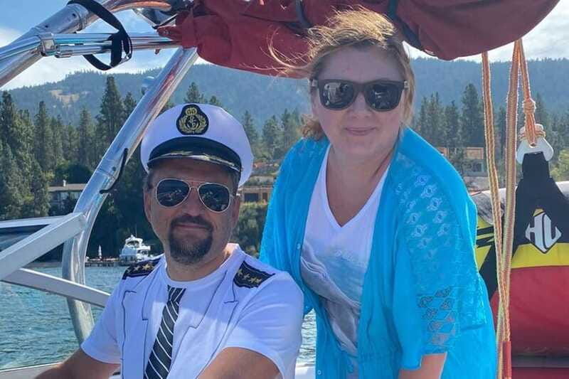 kelowna-tiki-party-yacht-rental