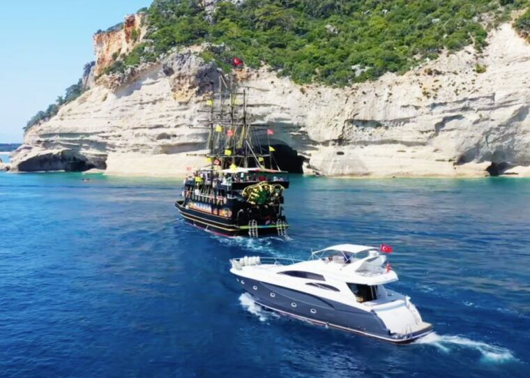 kemer-antalya-belek-kundu-exciting-pirate-ship-adventure