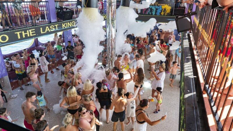 kemer-full-day-pirate-boat-trip-with-lunch