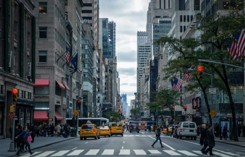 Kennedy Airport: Limo Transfer to NY - Key Points: