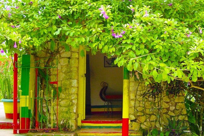 kennedys-bob-marley-nine-miles-shuttle-with-admissions