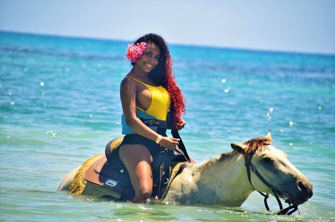 kennedys-horseback-riding-blue-hole-and-secret-falls-from-montego-bay