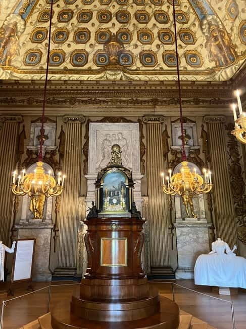 Kensington Palace: Private Guided Tour in the Afternoon - Key Points