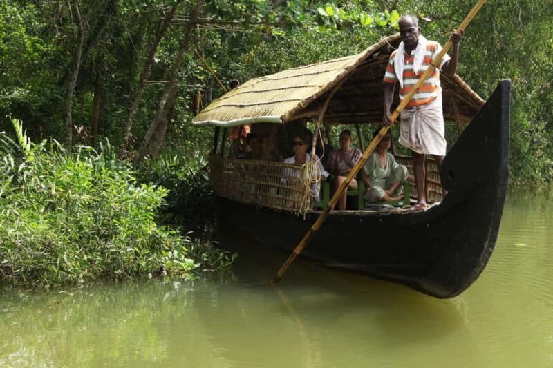 Kerala: Backwater Village Punting Boat Cruise with Lunch - Key Points