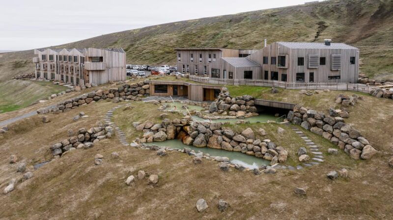 kerlingarfjoll-highland-baths-admission