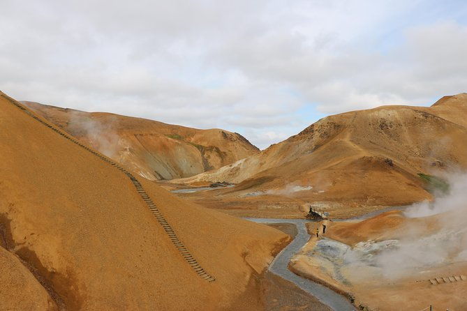 kerlingarfjoll-highlands-day-tour-in-a-4x4-from-akureyri-2