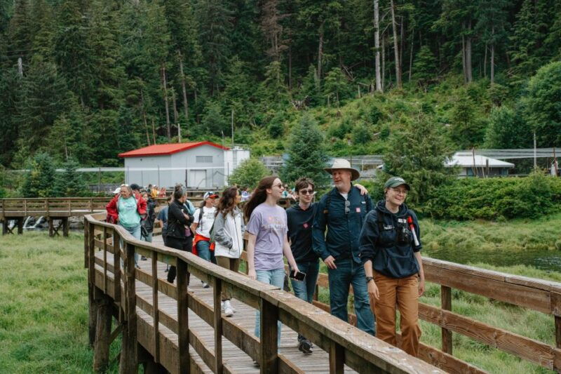 ketchikan-alaska-rainforest-sanctuary-and-totem-park-walk