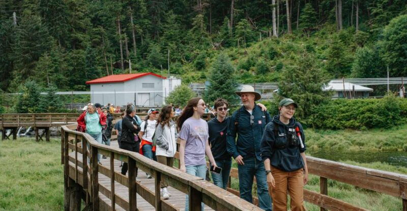 ketchikan-alaska-rainforest-sanctuary-and-totem-park-walk
