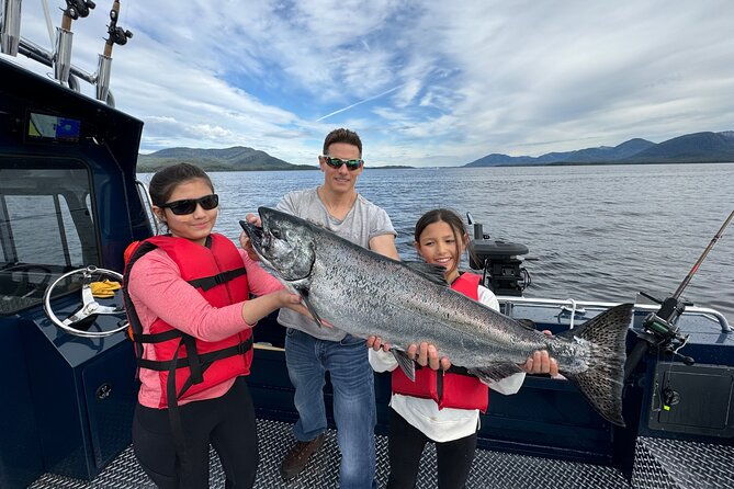 ketchikan-salmon-and-halibut-combo-fishing-charter