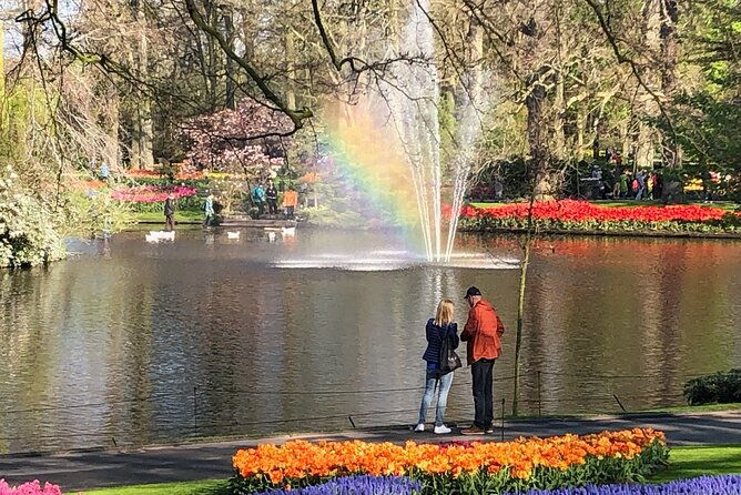 keukenhof-tulip-farm-flower-fields-zaanse-schans-windmills