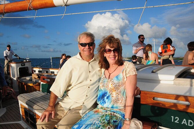 key-west-schooner-sunset-sail-with-bar-hors-doeuvres