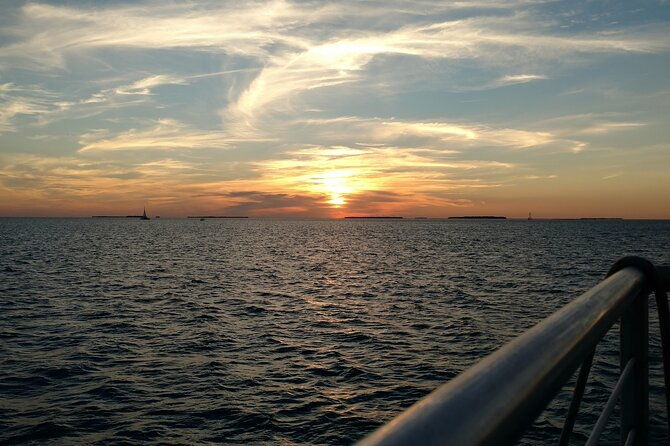 key-west-smathers-beach-activities-with-a-sunset-catamaran-open-bar
