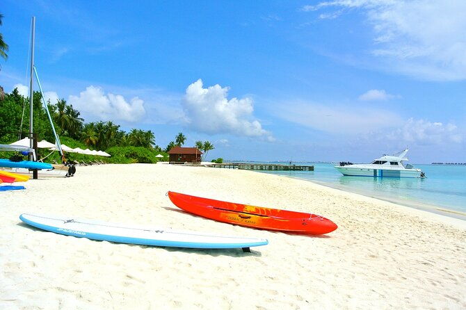 key-west-smathers-beach-activities-with-a-sunset-catamaran-open-bar