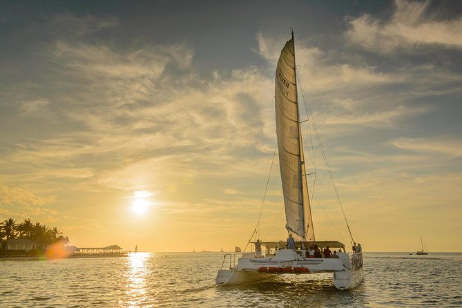 key-west-sunset-sail-dolphin-watching-wine-and-tapas