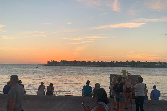 key-west-waterfront-cocktail-walk-to-mallory-squares-sunset-celebration-2