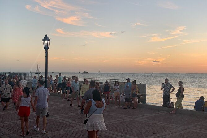 key-west-waterfront-cocktail-walk-to-mallory-squares-sunset-celebration-2