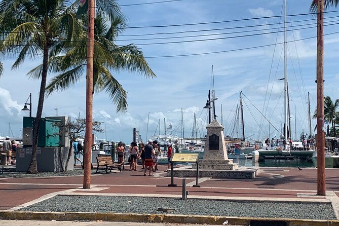 key-west-waterfront-cocktail-walk-to-mallory-squares-sunset-celebration-2