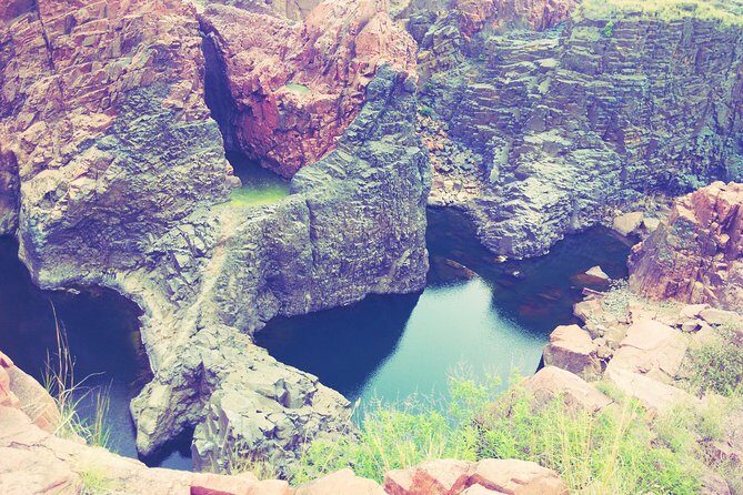 Khajurahi Erotic temples and mesmerising waterfalls - Who Will Love This Tour?