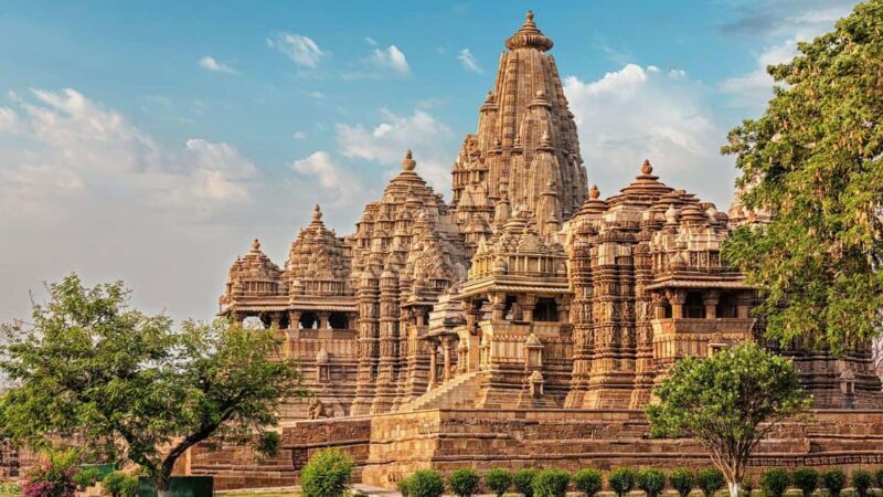 Khajuraho: Private Kamasutra Temples Day Tour with Guide - Key Points