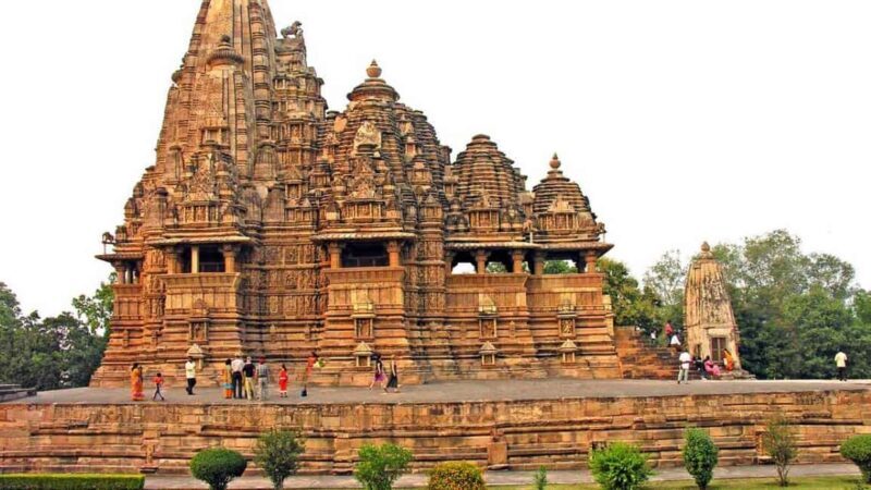 Khajuraho: Private Kamasutra Temples Day Tour with Lunch - Who Should Consider This Tour?