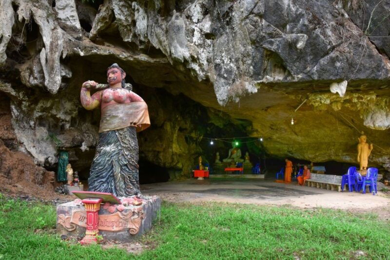 khao-lak-cheow-lan-lake-overnight-trip-with-elephant-care