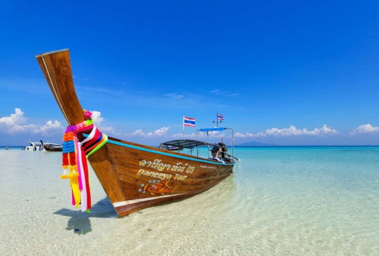 khao-lak-day-trip-to-phi-phi-with-private-longtail-tour