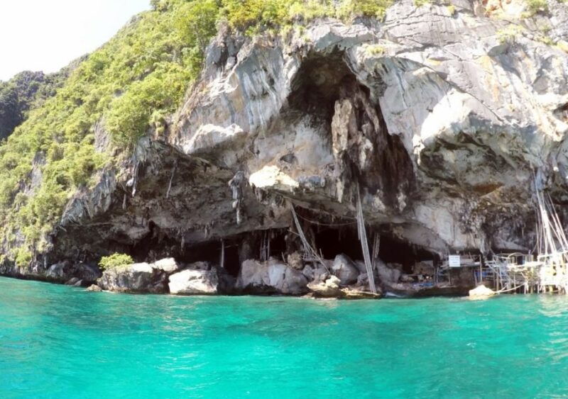 khao-lak-phi-phi-bamboo-island-day-trip-by-speedboat