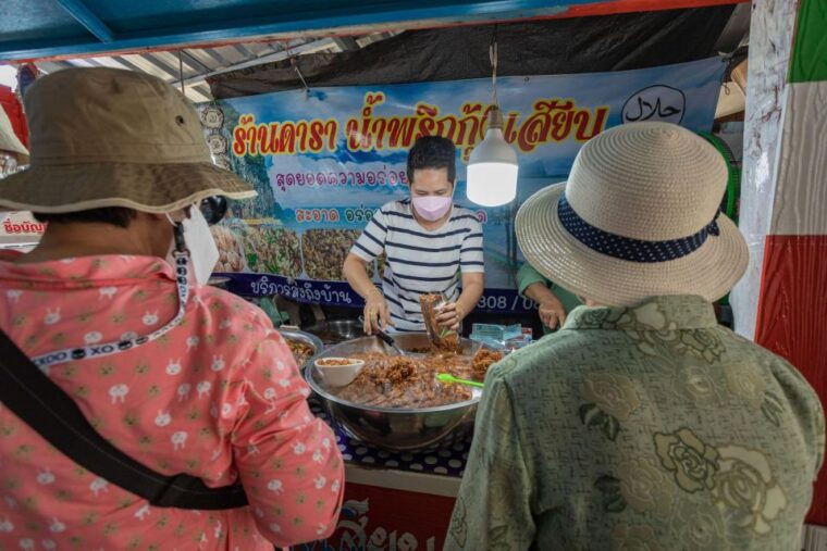 khao-lak-premium-speedboat-tour-to-james-bond-koh-panyi